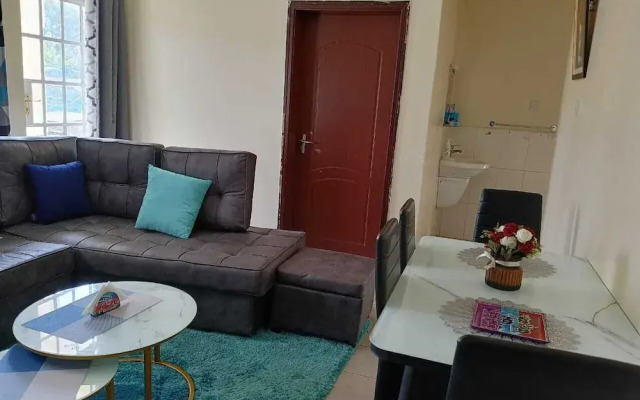 Lux Suites MacDade Apartments