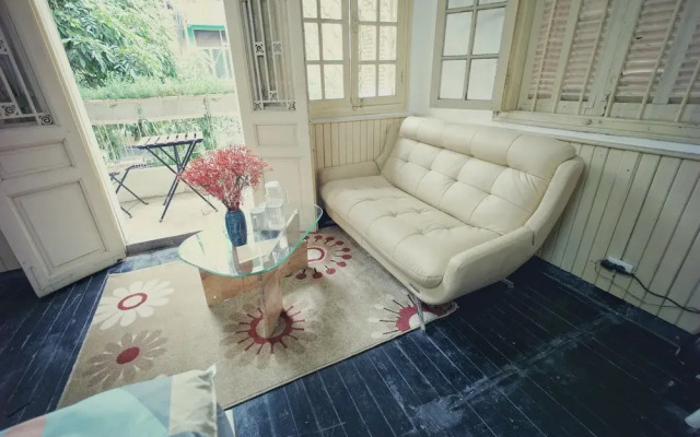 Hanah's Tiny Hanoi Homestay