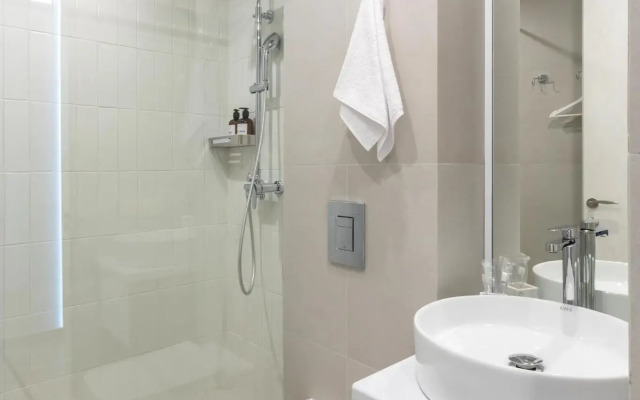 There is an apartment on the 1st Krasnogvardeisky passage