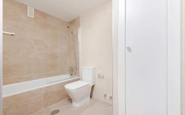 Las Huertas - Modern Accommodation in Madrid Conde Orgaz