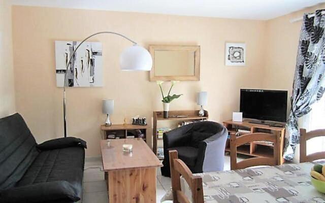 Appartement Le Lavandou, 4 pièces, 6 personnes - FR-1-251-56