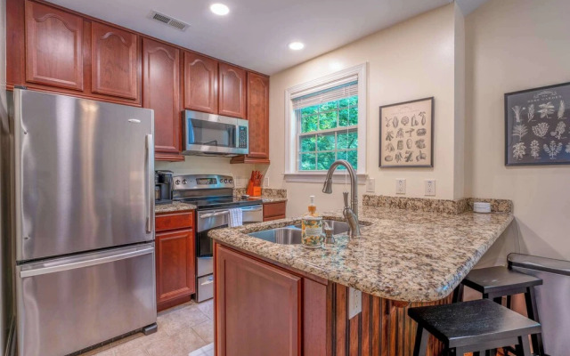 Dragonfly Cove Private Dock!