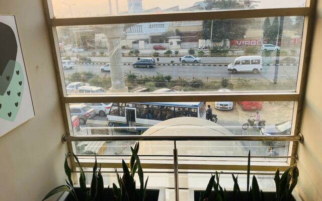 Avenue Suites