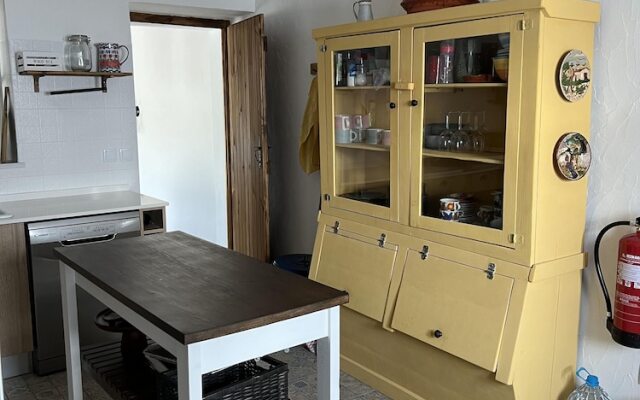 Impeccable 3-bed House in Portel