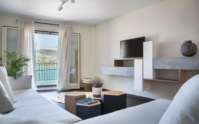 Argostoli Marina Suites