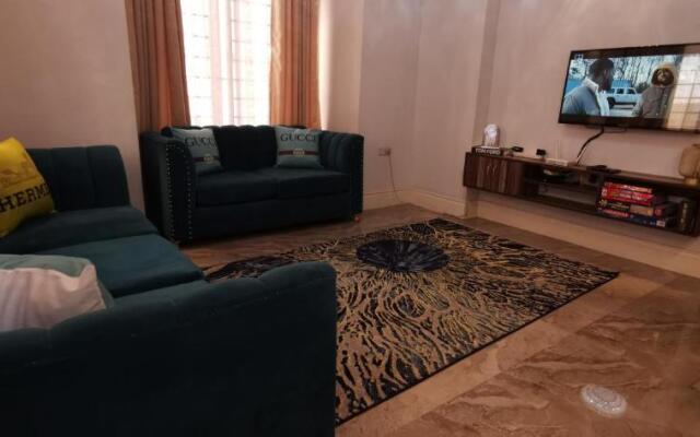 Remarkable 2-bed Apartment, Dar el Salam, Tanzania
