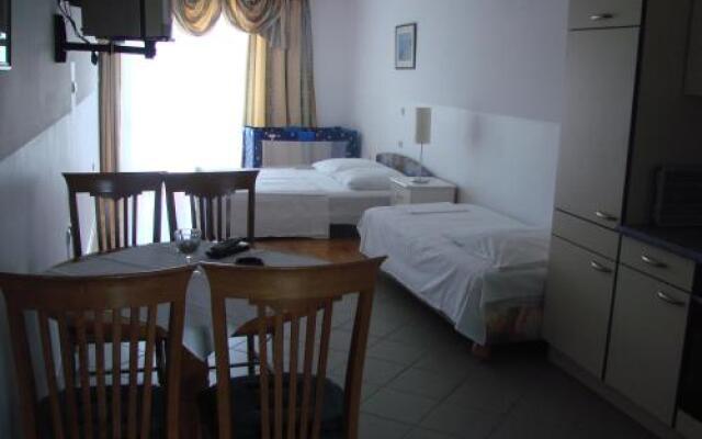 Apartments Happy Island Rab