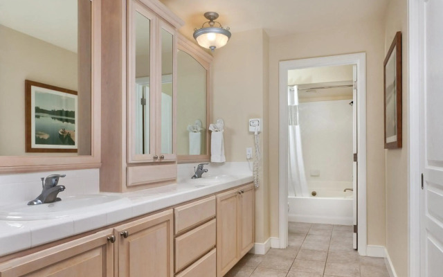 WorldMark Arrow Point