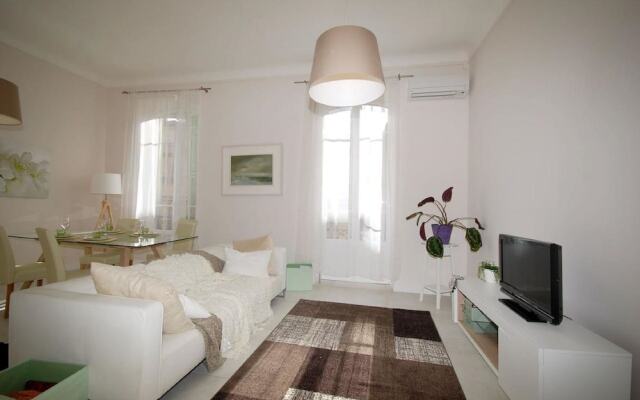 Enticing Apartment in Nice With Balcony