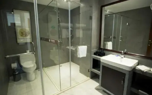 Luyi Resort Hotel