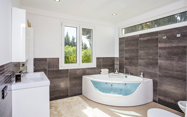 7 B/R Villa near Puerto Banus & SEA,5m ✴️✴️✴️✴️✴️