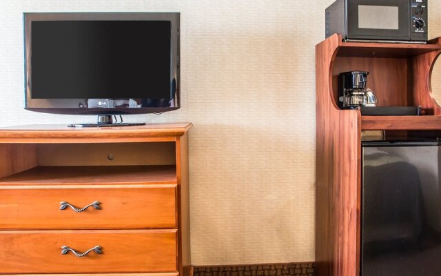 Comfort Inn Sidney - OH