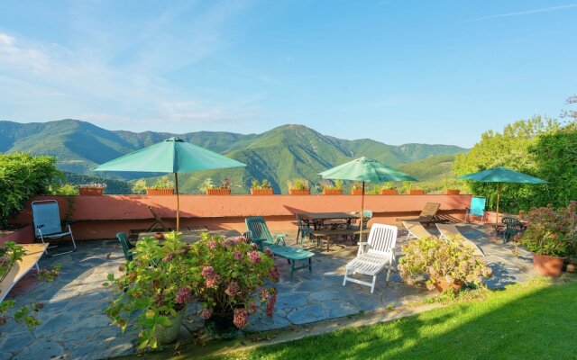 Picturesque Cottage in Montseny With Swimming Pool