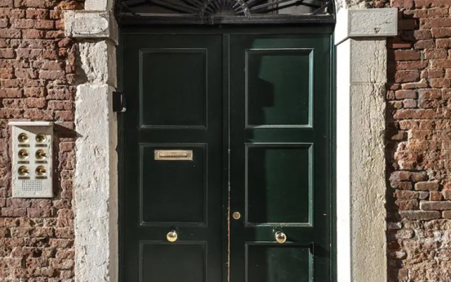 MANSARDINA - 1 min from Accademia - duplex stylish and cosy