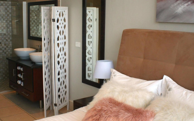 Nautica 708 Seaview Luxury Apartment