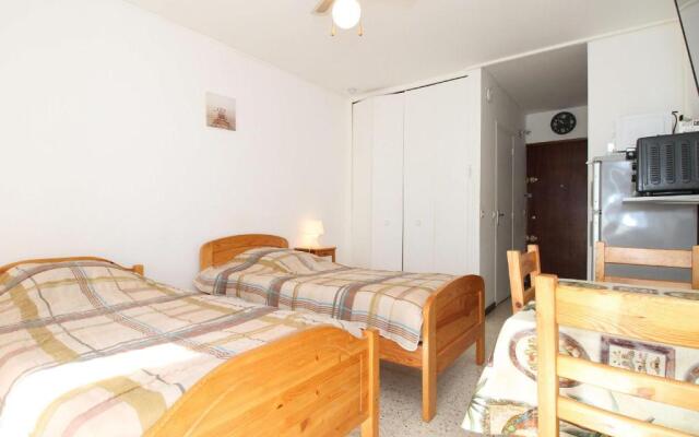 Appartement Balaruc-les-Bains, 1 pièce, 2 personnes - FR-1-553-121