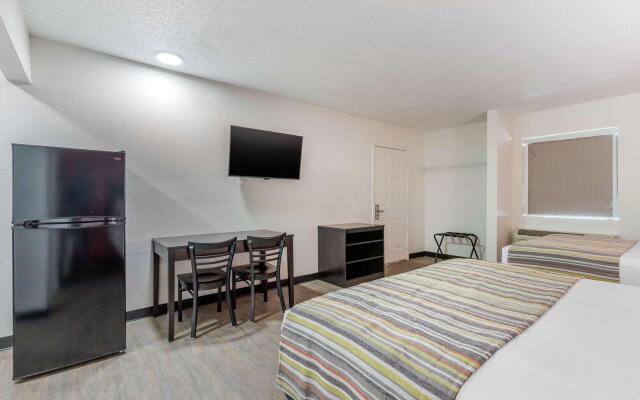 Suburban Studios Spartanburg - I-26