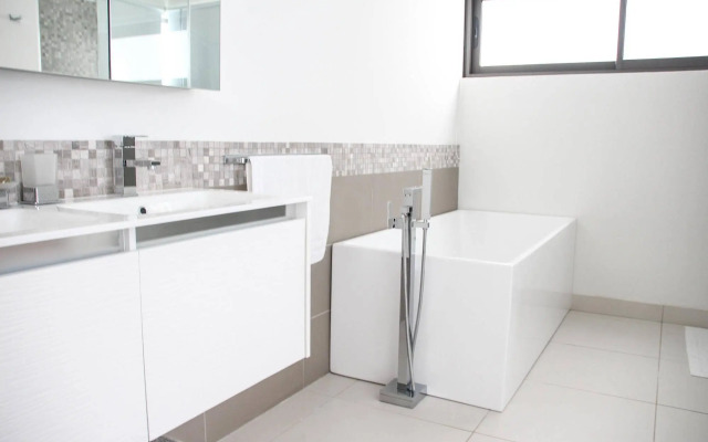 Latitude Luxury Seafront Apartments