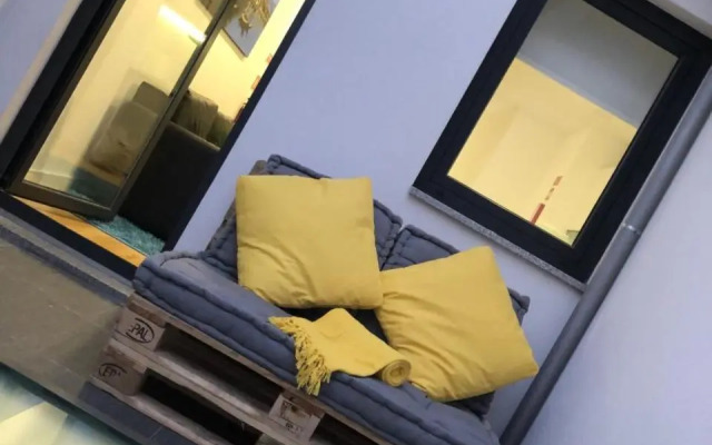 TMB (Train / Metro& Bus ) Oporto Station House