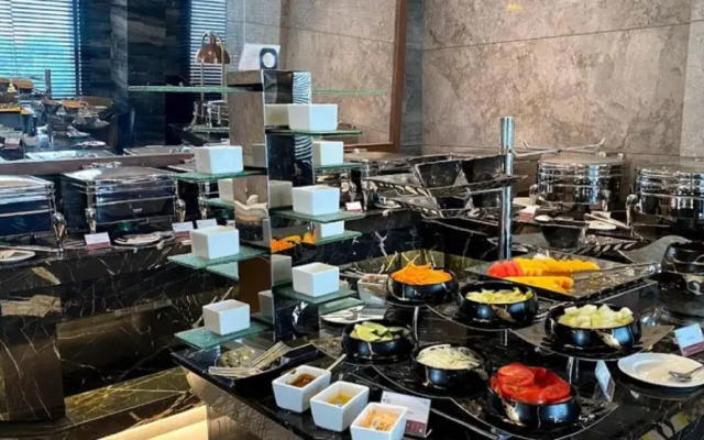 Best Western PLUS Runway - Luxury Collection Hotel