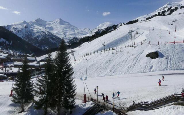 Appartement Méribel, 2 pièces, 5 personnes - FR-1-182-27