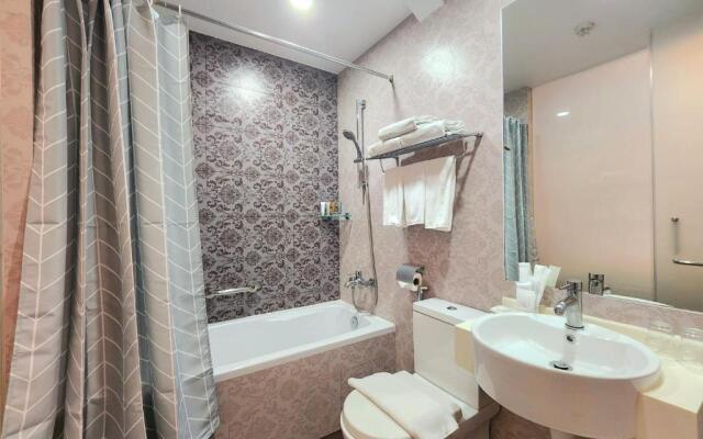 Santa Grand Hotel East Coast, a NuVe Group Collection