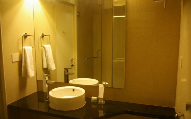 Roseline Suites - A Business Hotel