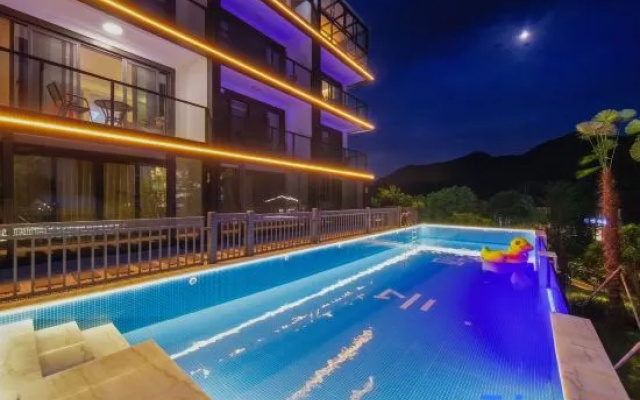 Yunqi (Anji Yunshang Grassland Store) – Pool – Huzhou