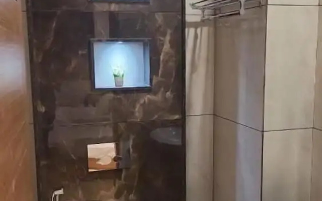 Hotel Midtown Aligarh