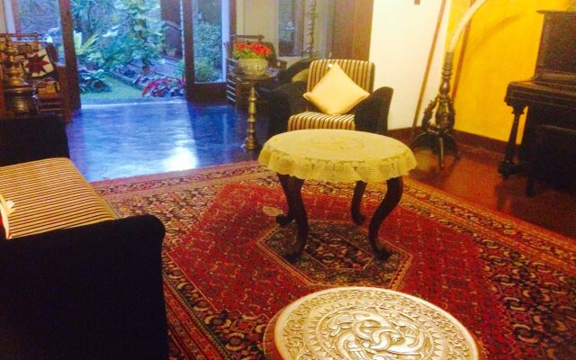 Yalegoda Walauwa Homestay