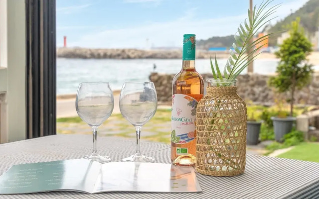 Goseong Littlesquare Oceanview Pension