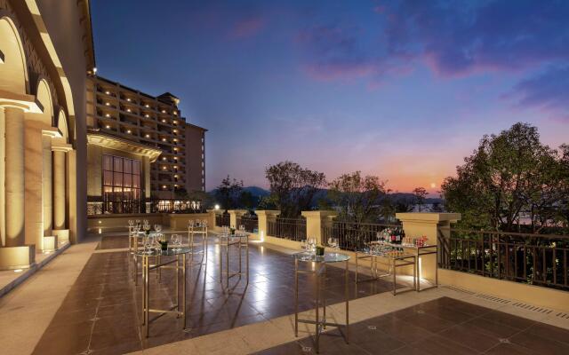 DoubleTree by Hilton Huidong Resort