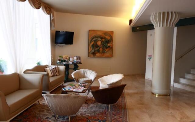 Almada Guesthouse