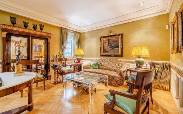 Stunning Apartment in Roma With Wifi and 2 Bedrooms