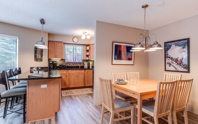 Pine Ridge Condominiums