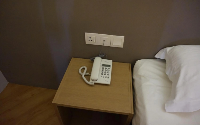 Super 8 Hotel @ Bayan Baru – Guest Rooms – Bayan Lepas