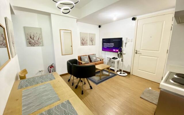 Stay At Azure urban beach residents
