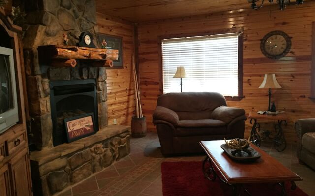 Whip Or Wheel Cabins