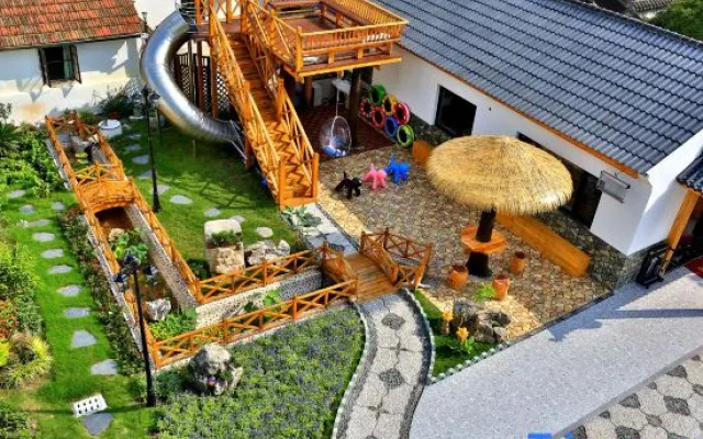 Chuxin Moshe Designer Hostel