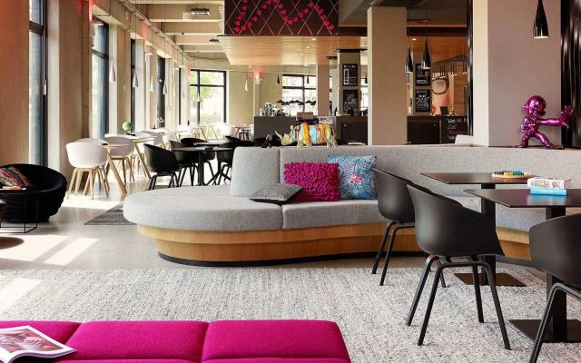 Moxy Berlin Ostbahnhof