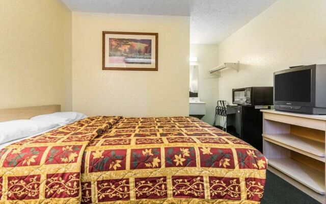 Rodeway Inn Pueblo