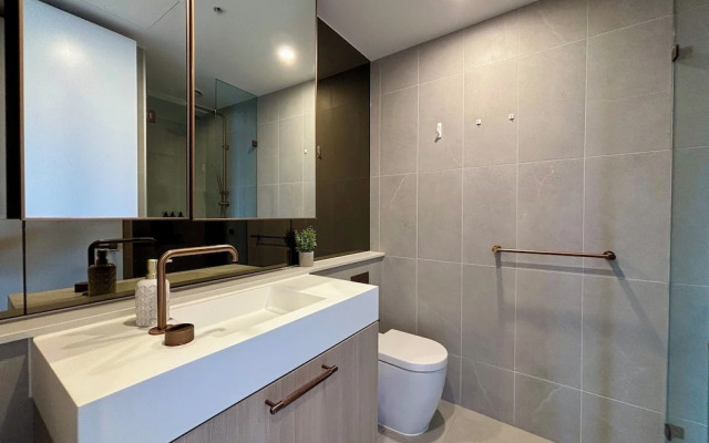 Skygarden Luxury Condo