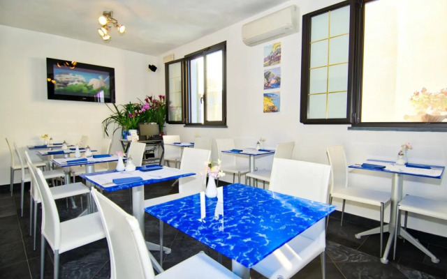 Cinqueterre Residence