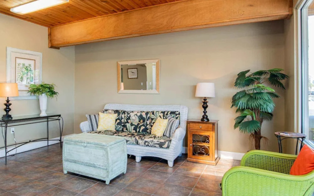Surfside Shores by Southern Vacation Rentals