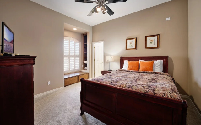 Valley View Villa - Private Pool - Hidden Bedroom