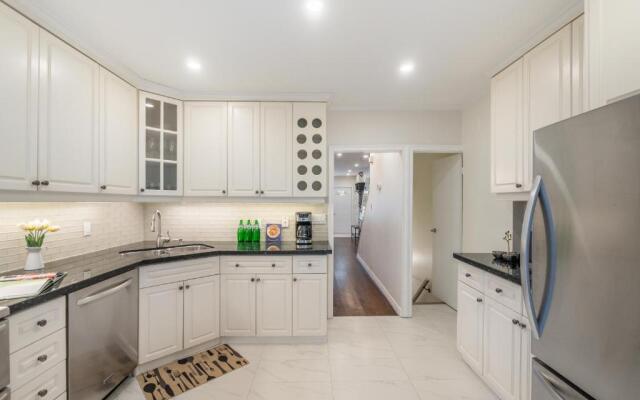 Designer 3Br & 2WR Townhouse