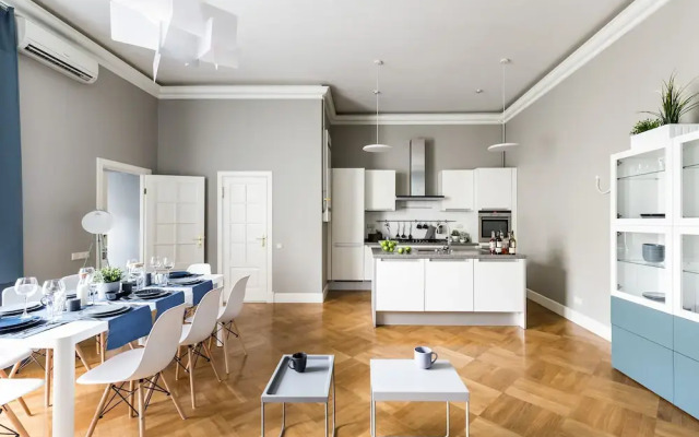 Панорамные апартаменты 180 кв. м