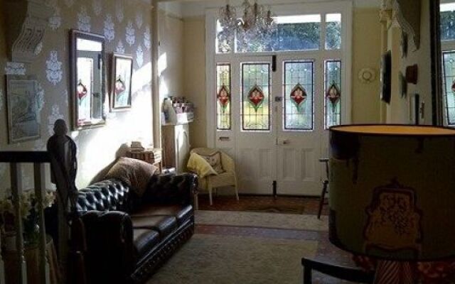 Staveley House BB
