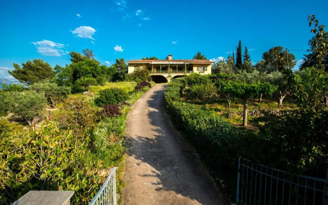 Aphrodite's Coast Retreat House!