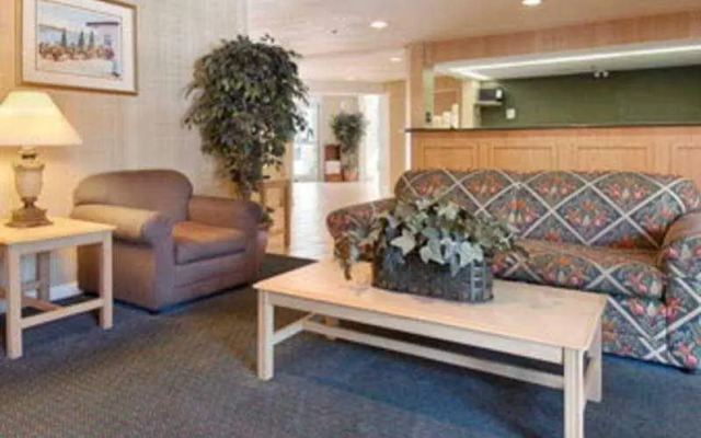 Days Inn by Wyndham Hilton Head